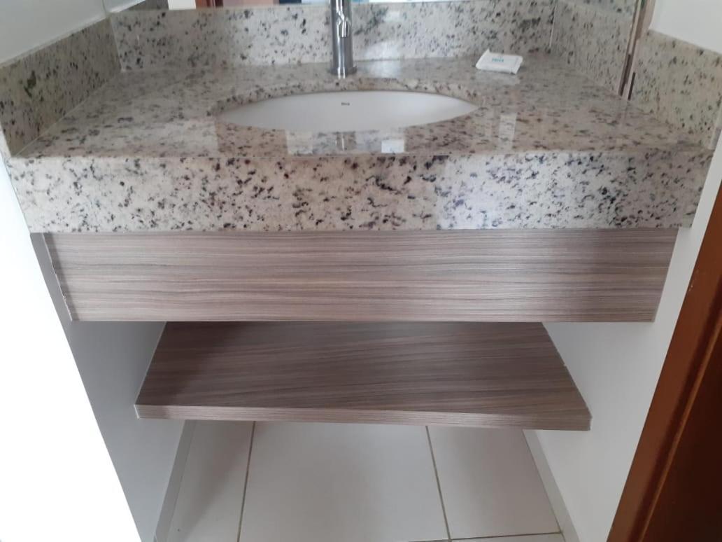 Prive Riviera Park Hotel Caldas Novas - Lindo Apartamento Inteiro Para 4 Pessoas エクステリア 写真